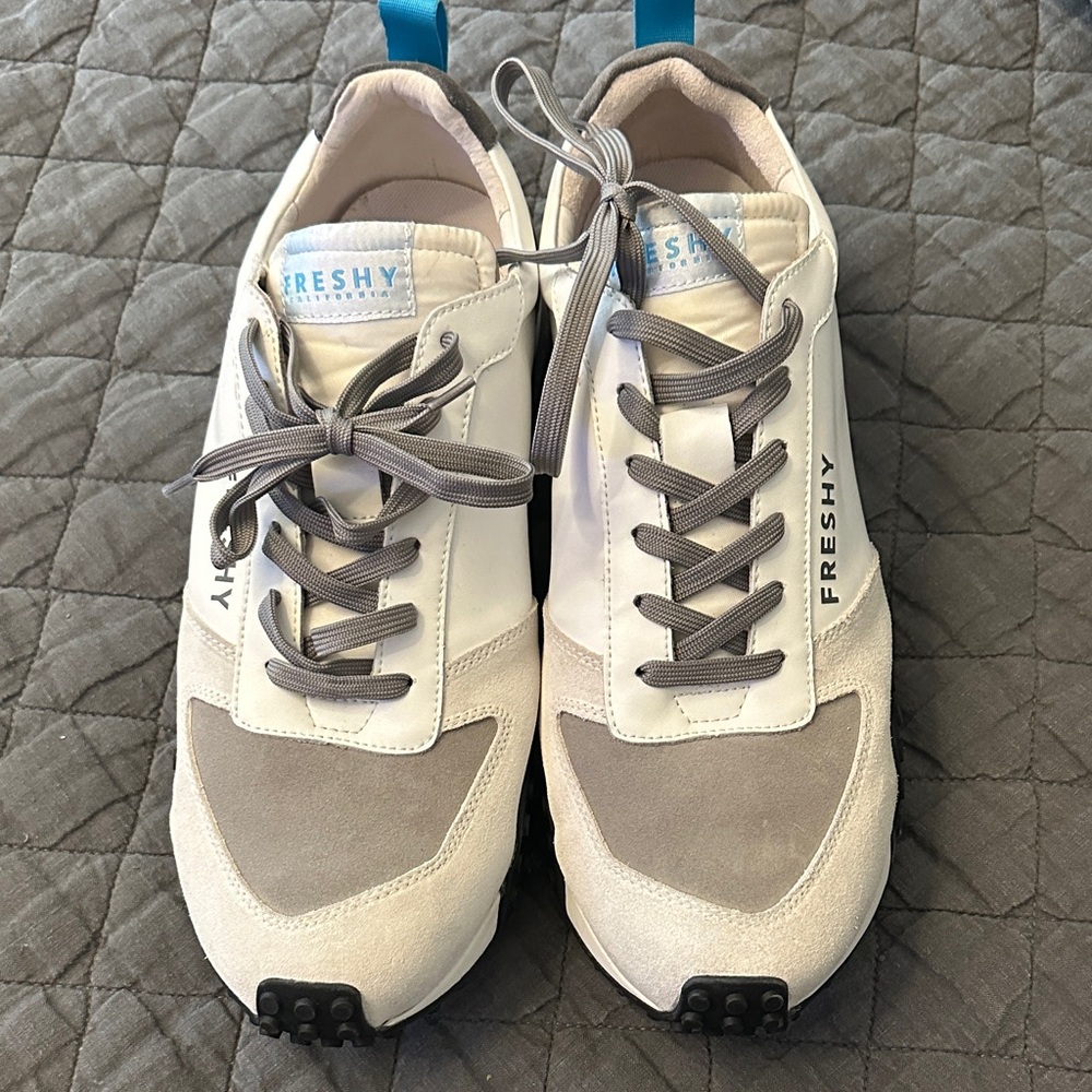 Fresh Men's Cream and Gray Sneakers